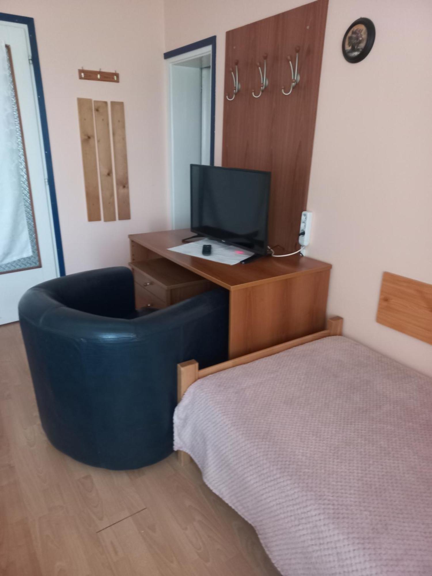 Hostel Bata Kanjiža Extérieur photo