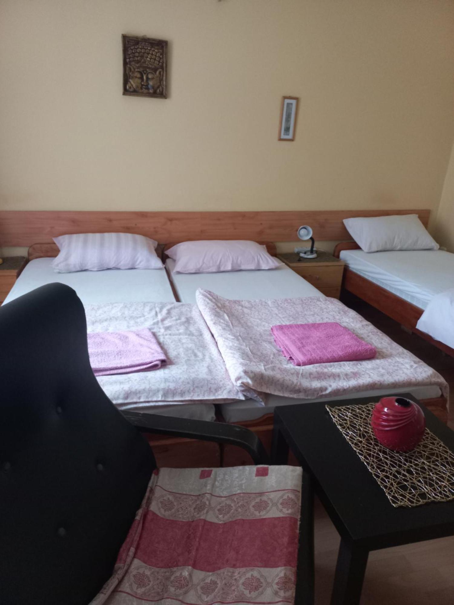 Hostel Bata Kanjiža Extérieur photo